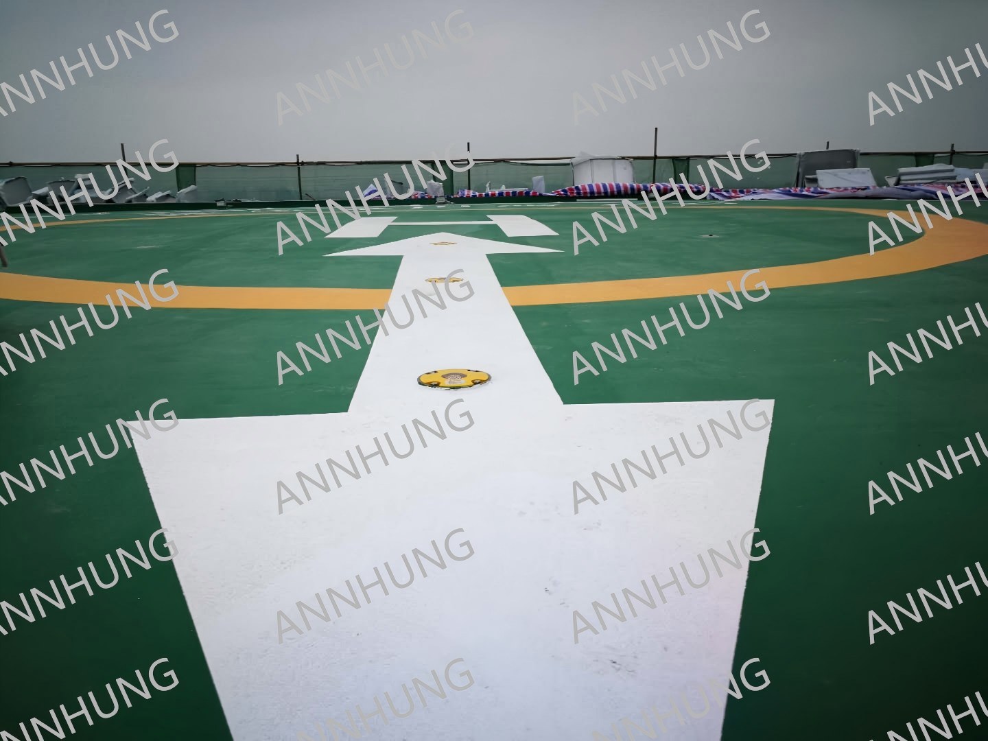 mais recente caso da empresa sobre Building Rooftop Helipad Case Study: AH-HP-I Serial LED Heliport Inset Light