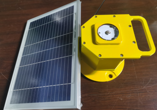 Luz de LED para heliporto com corpo de policarbonato Luzes de táxi movidas a energia solar FATO
